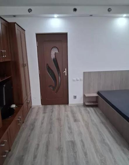Garsonieră semidecomandată, mobilată în Dristor