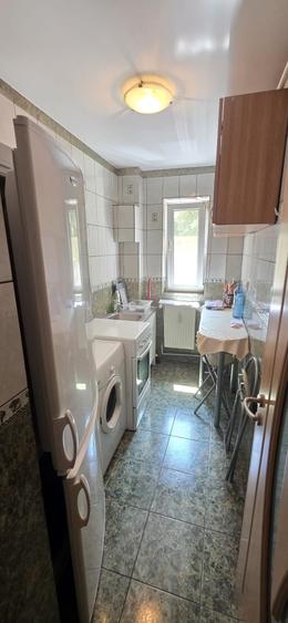 Apartament cu 2 camere decomandat în Centru Civic