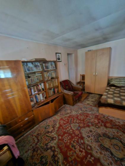 Casă cu 3 camere în Central