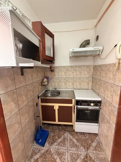 Garsonieră decomandată, mobilată în Aradului
