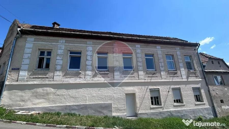 Casa cu 3 camere de vanzare in zona centrala comison 0... - Reghin (Mures) - 5