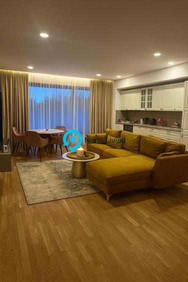 Apartament cu 3 camere, mobilat în Iancu Nicolae