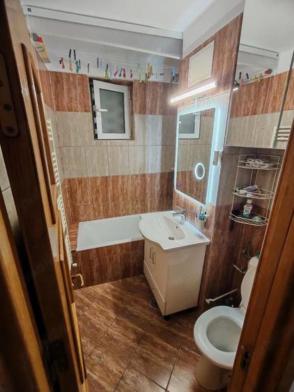 Apartament cu 2 camere decomandat în Trivale