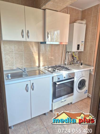 Garsonieră decomandată în Micro 40