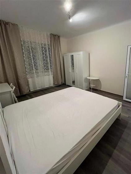 Apartament cu 3 camere decomandat, mobilat în Aeroport