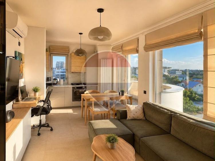 Apartament cu 2 camere semidecomandat, mobilat în Central