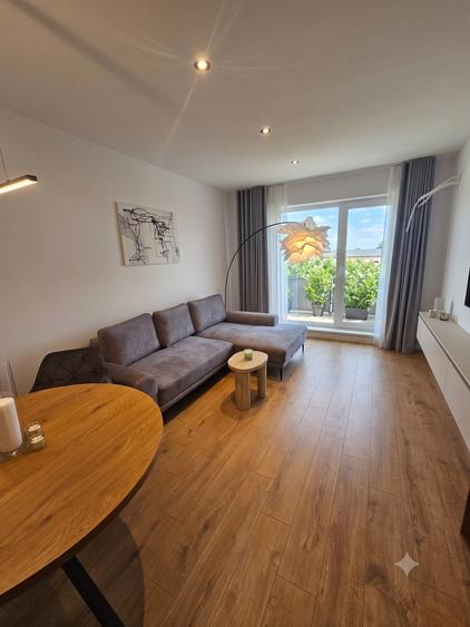Apartament cu 2 camere decomandat în Tunari