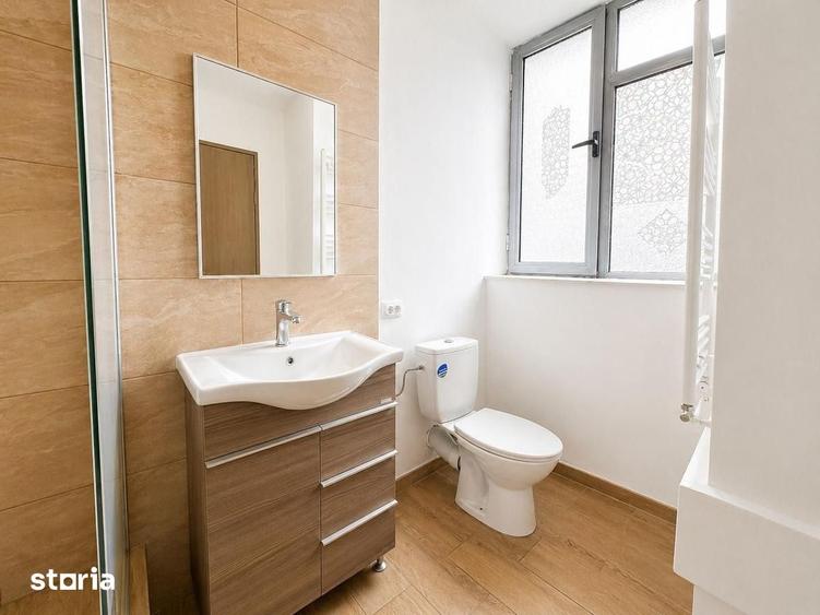 Spațiu comercial, de 160 mp, în Central