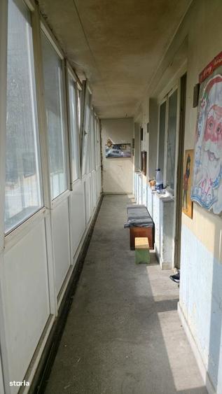 Apartament cu 2 camere semidecomandat în Iancului