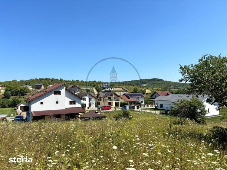 Teren de 800 mp, în Central