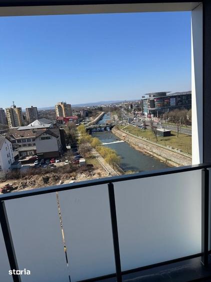 Apartament cu 3 camere decomandat în Orașul Vechi