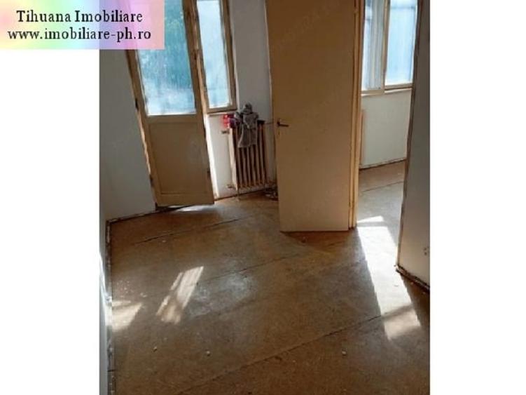 Apartament 3 camere de vanzare : Malu Rosu - 4