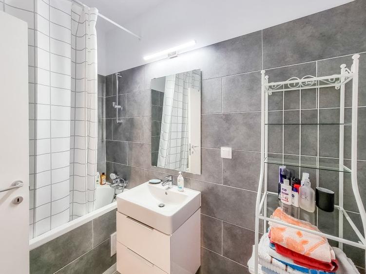 Apartament cu 2 camere decomandat, mobilat în Chitila