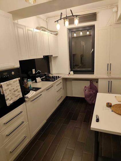 Apartament cu 2 camere decomandat în Roșu