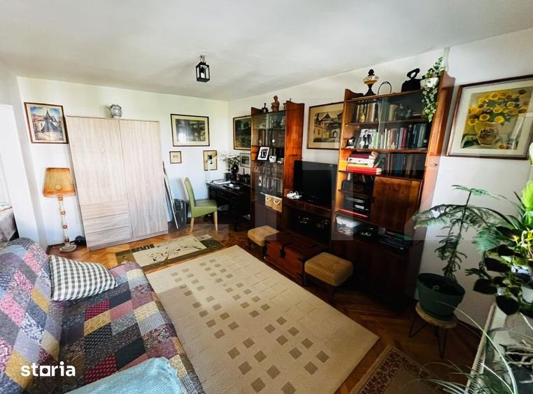 Apartament cu 3 camere în Dâmbu Pietros