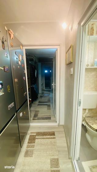 Apartament cu 3 camere decomandat în Dacia