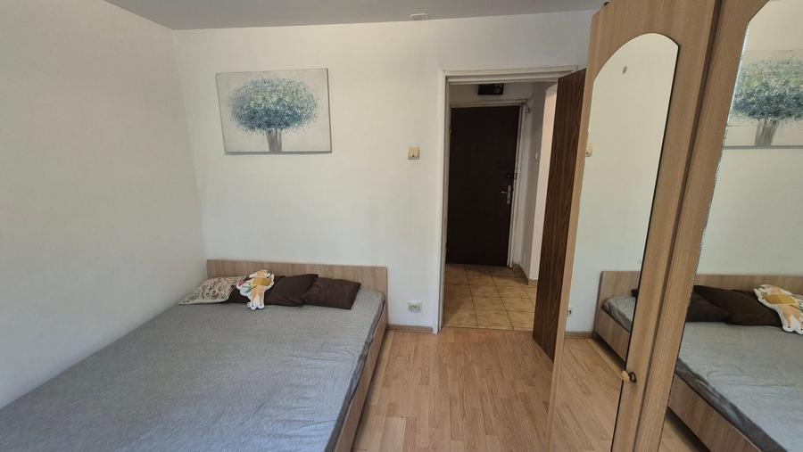 Apartament cu 2 camere decomandat în Lacul Tei