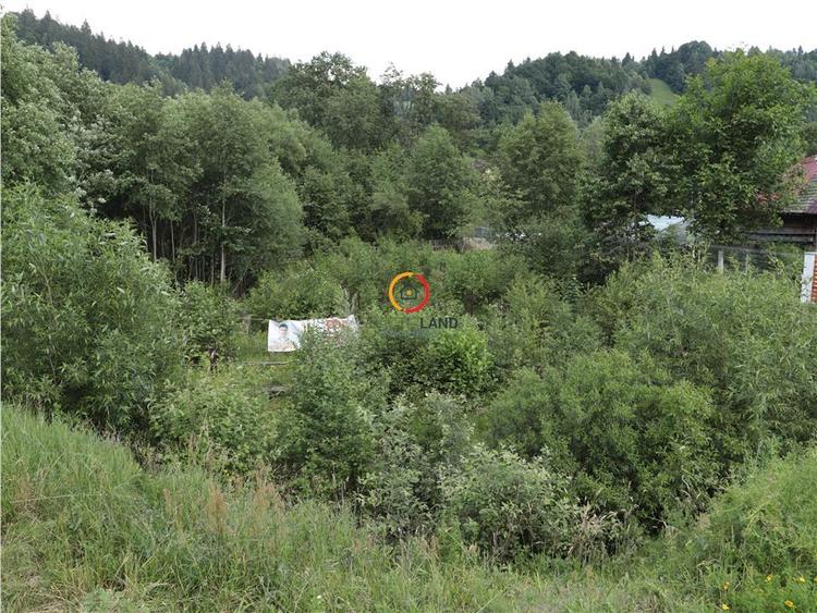 Teren Construcții intravilan de 2516 mp, în Moieciu