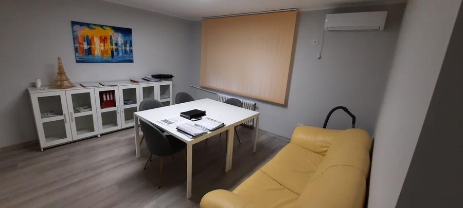 Apartament cu 2 camere semidecomandat în Exterior Vest
