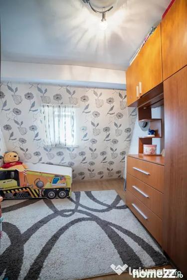 Apartament cu 3 camere în Universitate