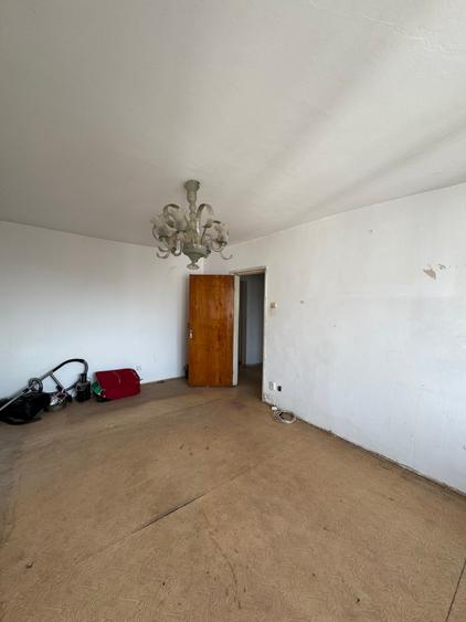 Apartament cu 3 camere decomandat în Militari