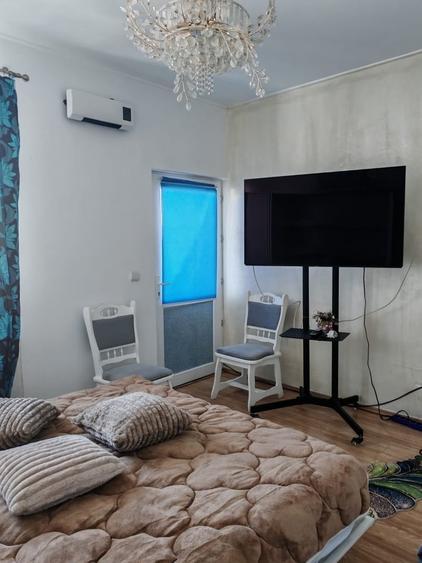 Casă cu Teren 70 Mp în Barbu Văcărescu