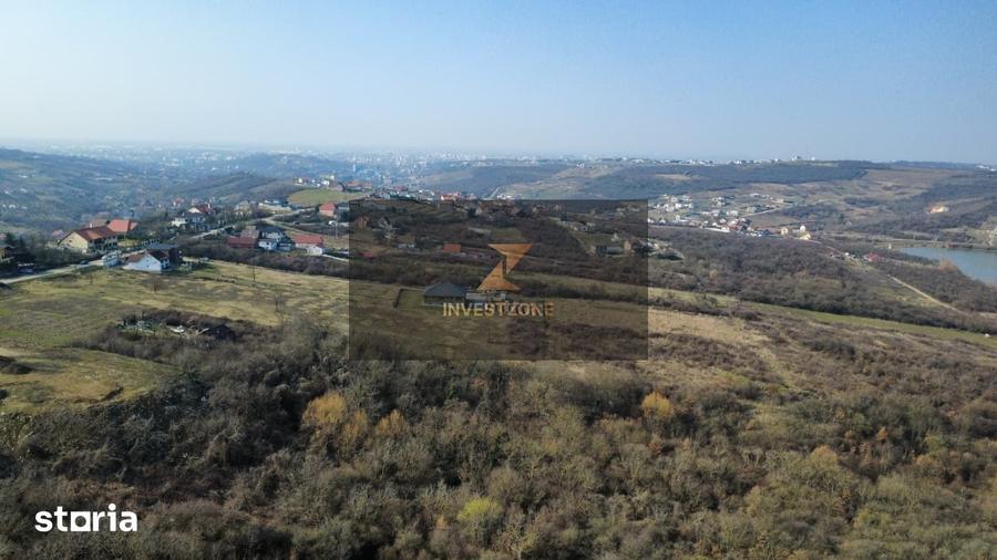 Casă cu 5 camere cu Teren 1253 Mp în Podgoria