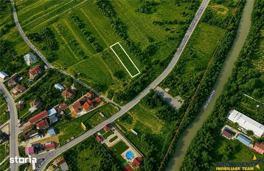 Teren de 1537 mp, în Central