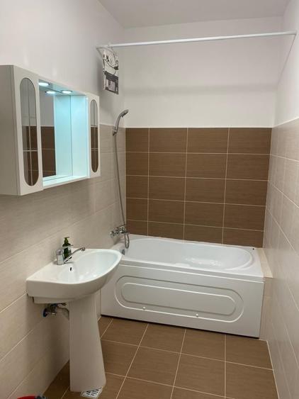 Apartament cu 2 camere decomandat, mobilat în Berceni
