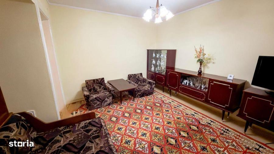 Apartament cu 2 camere în Micro 20