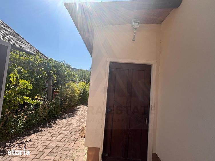 Casă cu 3 camere decomandat cu Teren 335 Mp în Trei Stejari