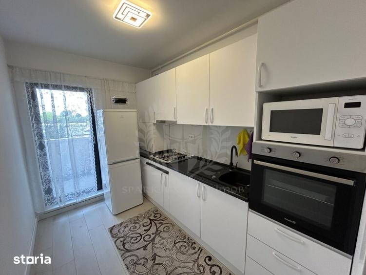 Apartament cu 2 camere decomandat, mobilat în Peneș Curcanul