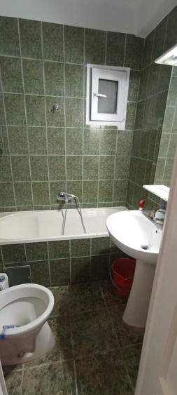 Apartament cu 2 camere semidecomandat în Barbu Văcărescu