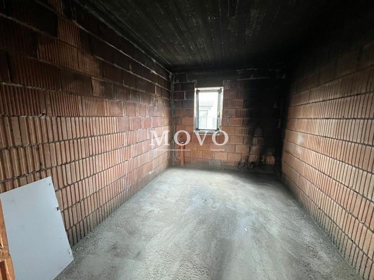 Duplex cu 4 camere cu Canalizare în Giroc