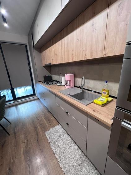 Apartament cu 2 camere decomandat, mobilat în Tomis Nord