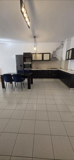 Apartament cu 2 camere semidecomandat în Plopilor