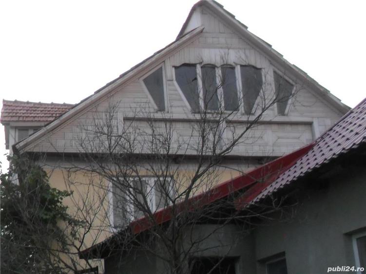 Casă cu 4 camere în Onești