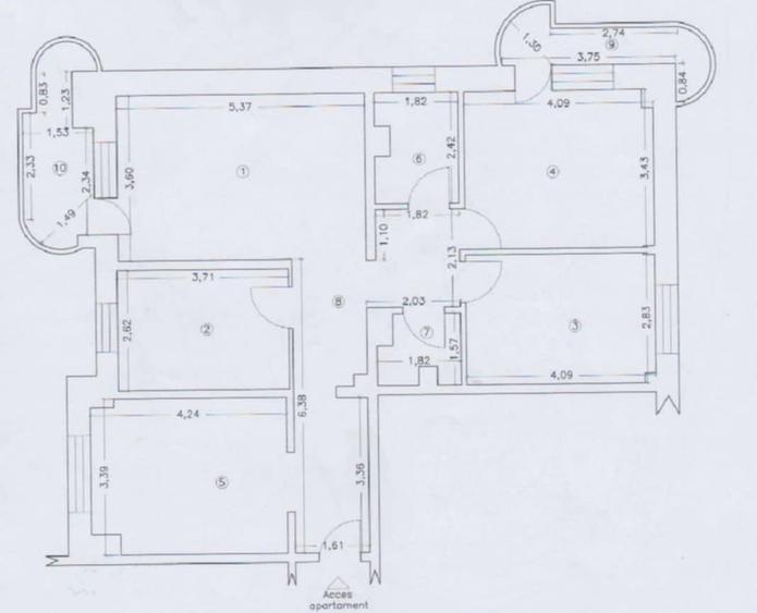 Apartament cu 4 camere decomandat în Gara
