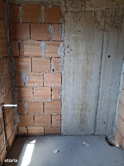 Apartament cu 2 camere decomandat în Giulești