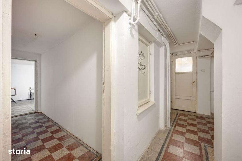 Apartament cu 3 camere în Calea Victoriei