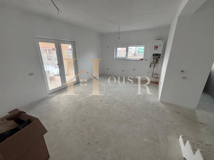 Duplex cu 4 camere cu Canalizare în Moșnița Nouă