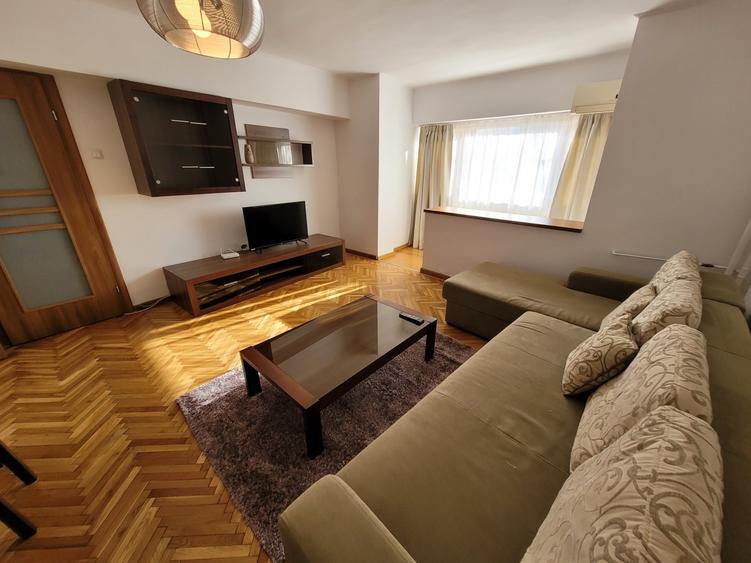 Apartament cu 2 camere decomandat, mobilat în Unirii