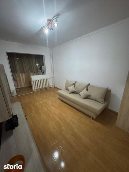 Garsonieră în Micălaca