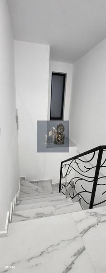 Casă cu 4 camere cu Teren 350 Mp în Valea Adâncă