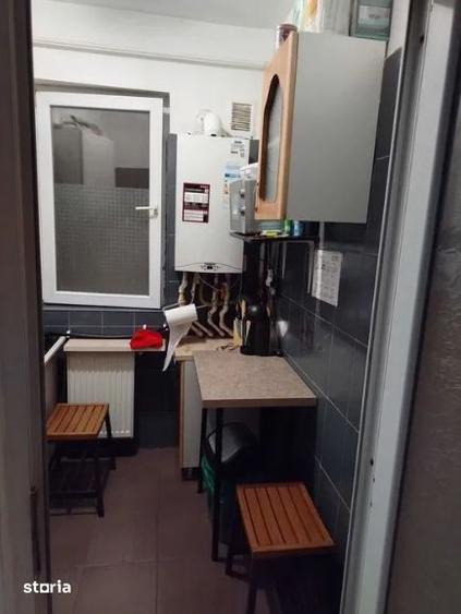 Garsonieră decomandată în Rahova