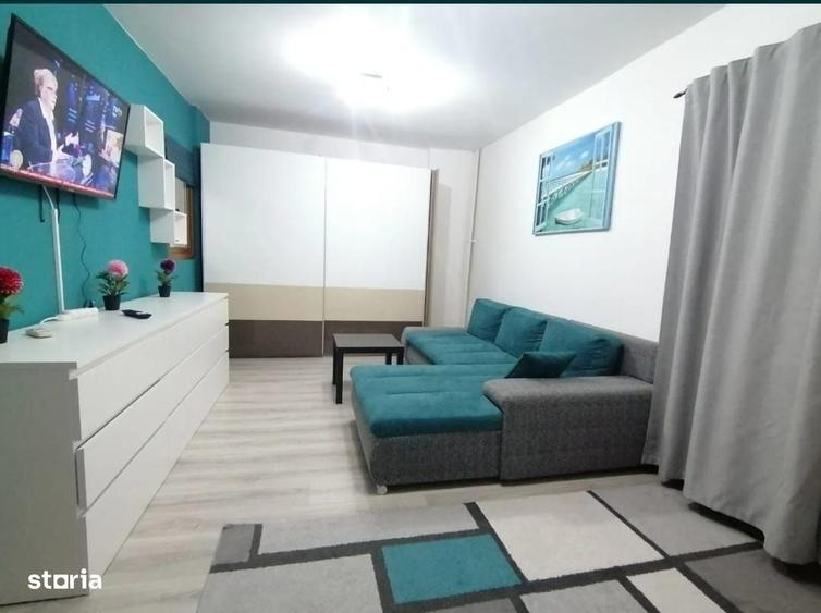 Apartament cu 2 camere decomandat în Micro 3