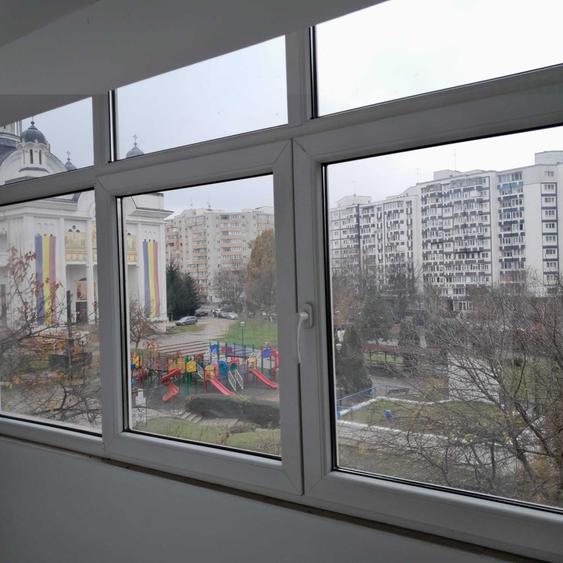 Camera disponibila in apartament de 3 camere pentru un baiat - 6