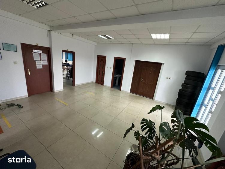 Spațiu comercial, de 204 mp, în Baza 3