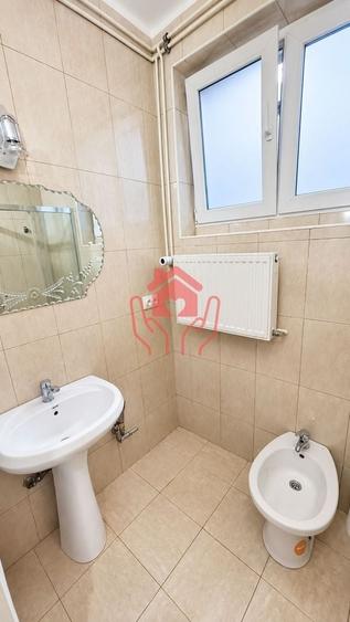 Apartament cu 2 camere semidecomandat, mobilat în Calea Plevnei