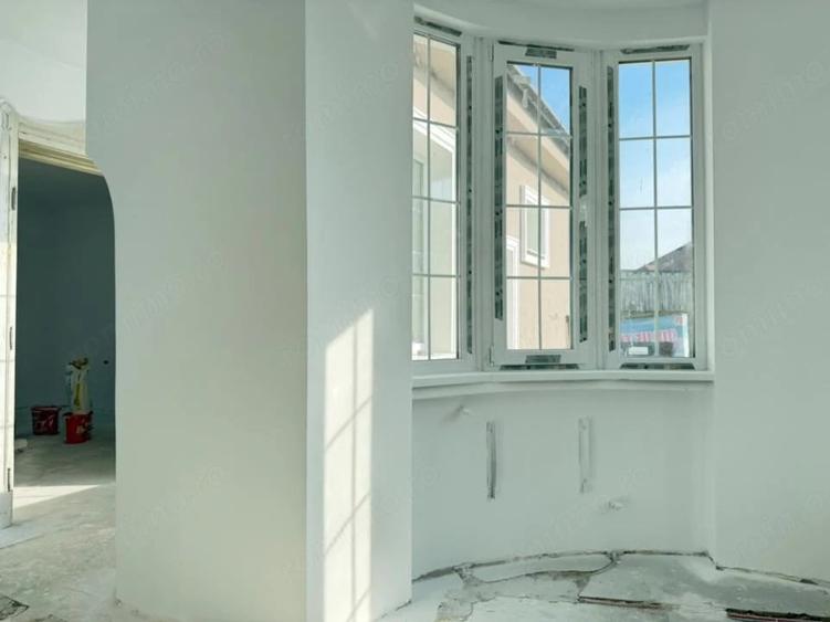 Casă cu 3 camere cu Teren 1500 Mp în Iosia